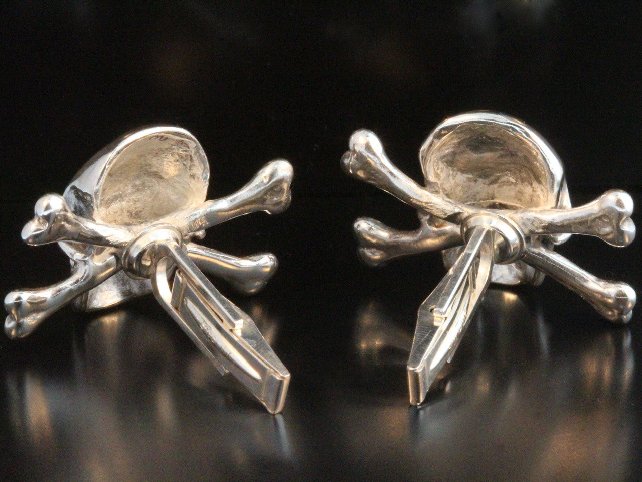 Back side of Large Sterling Silver Skull and Crossbones Cufflinks
