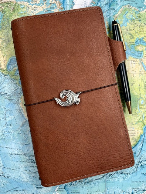 Rip Curl Wave Traveler's Notebook Charm in Silver