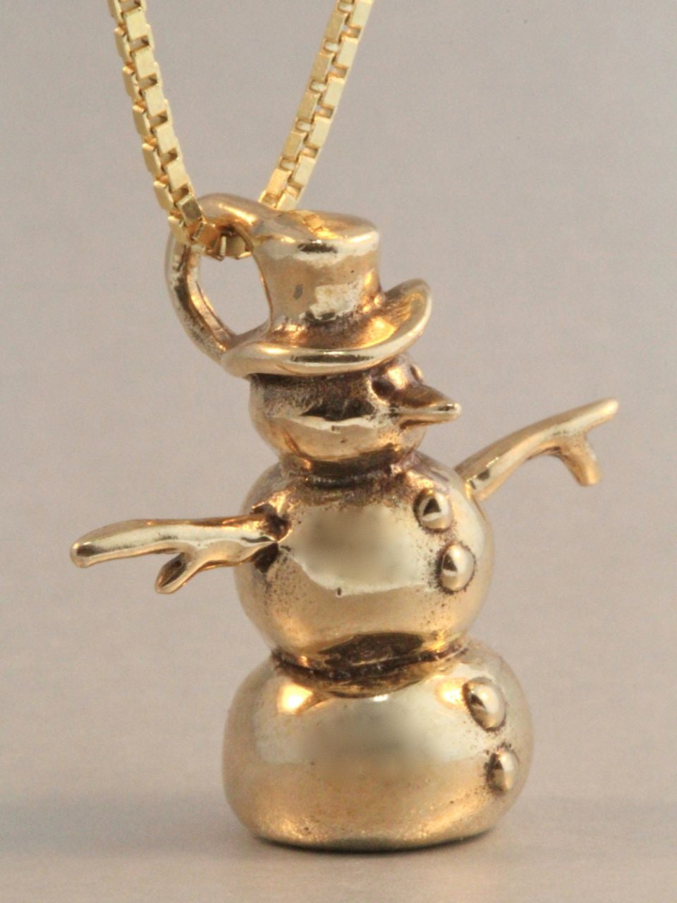 14K gold snowman charm