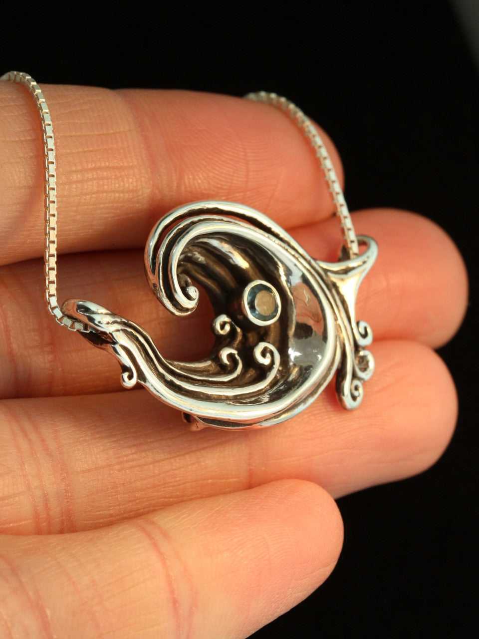 Rip Curl Pendant with 4mm Blue Topaz - Sterling Silver