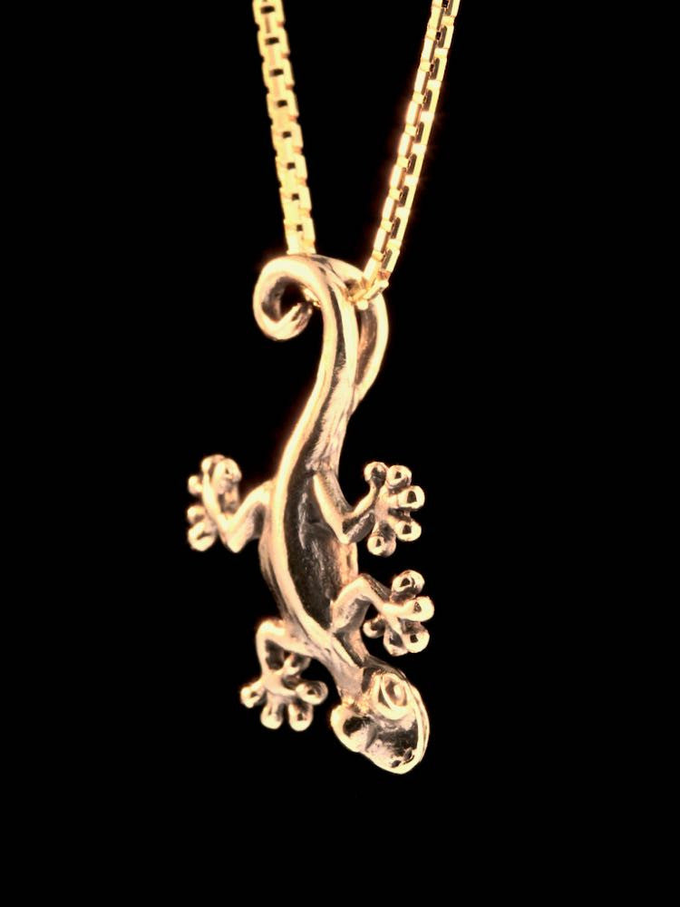 Jungle Jewel Gecko Charm in 14K Gold
