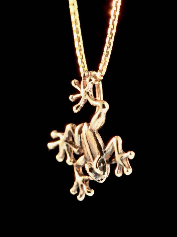 Jungle Jewel Tree Frog Charm in 14K Gold