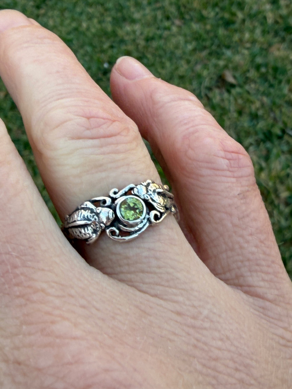 Koi Love Ring with Peridot - Sterling Silver