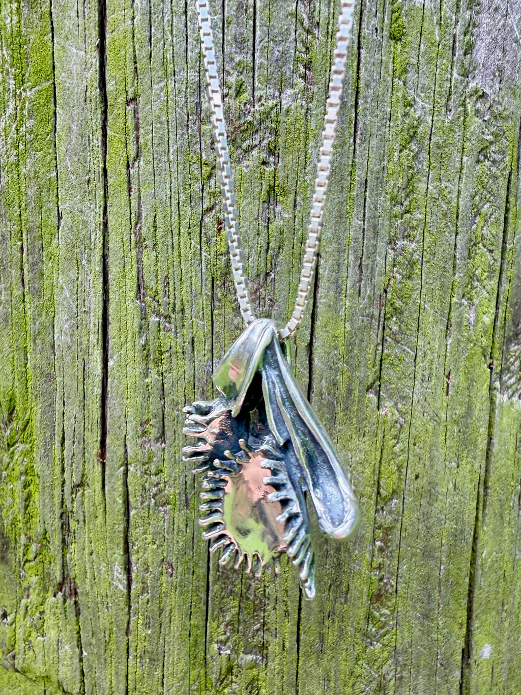 Double Venus Flytrap Pendant - Sterling Silver