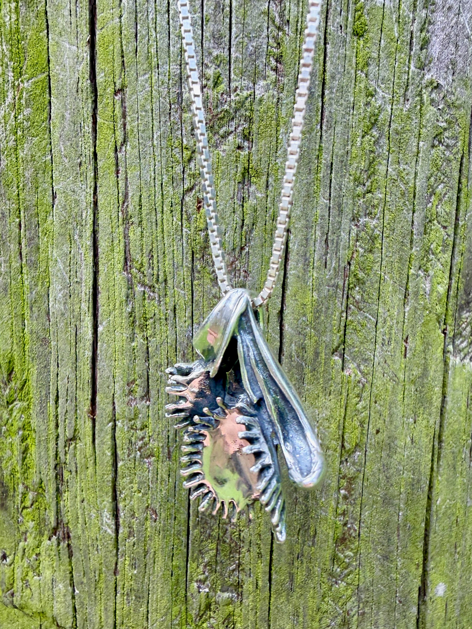 Double Venus Flytrap Pendant - Sterling Silver