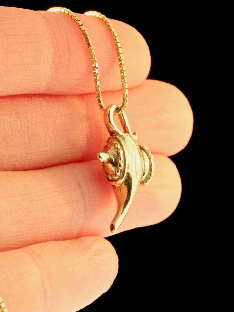 Gold Magic Lamp Charm in 14k Gold