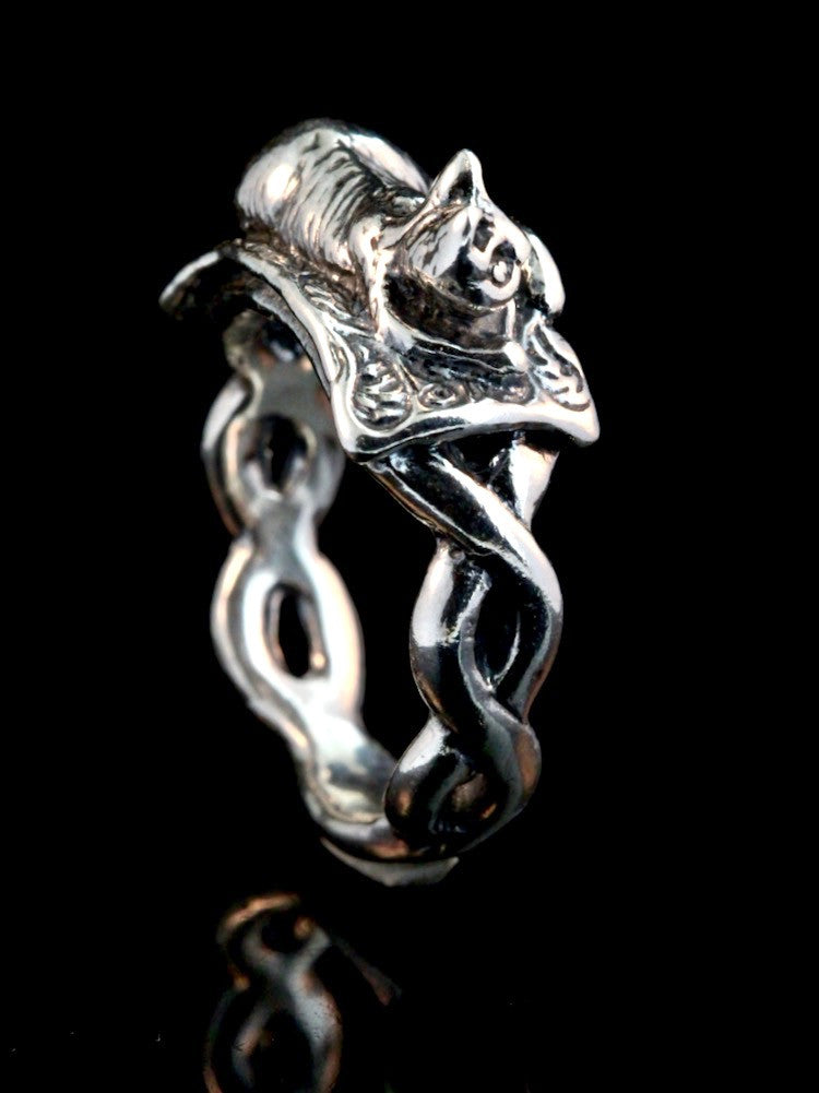Magic Carpet Cat Ring - Silver