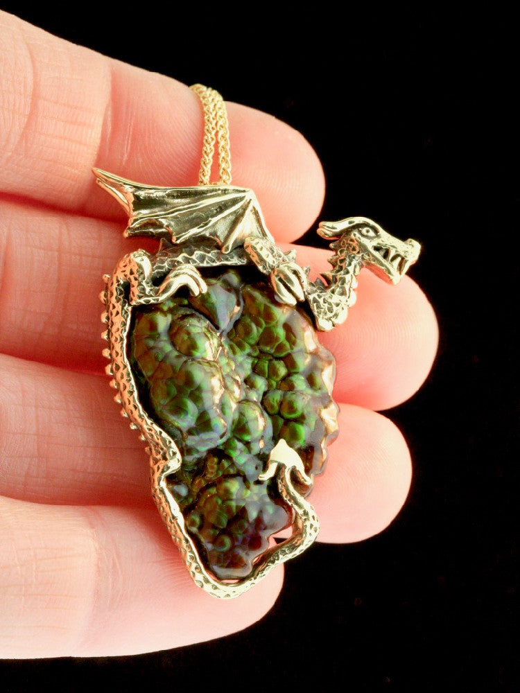 Mangrove Dragon in 18K Gold
