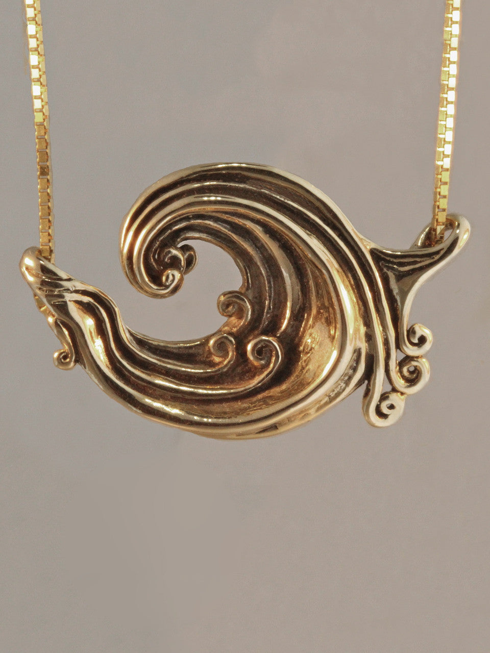 Rip Curl Wave Pendant - 14k Gold