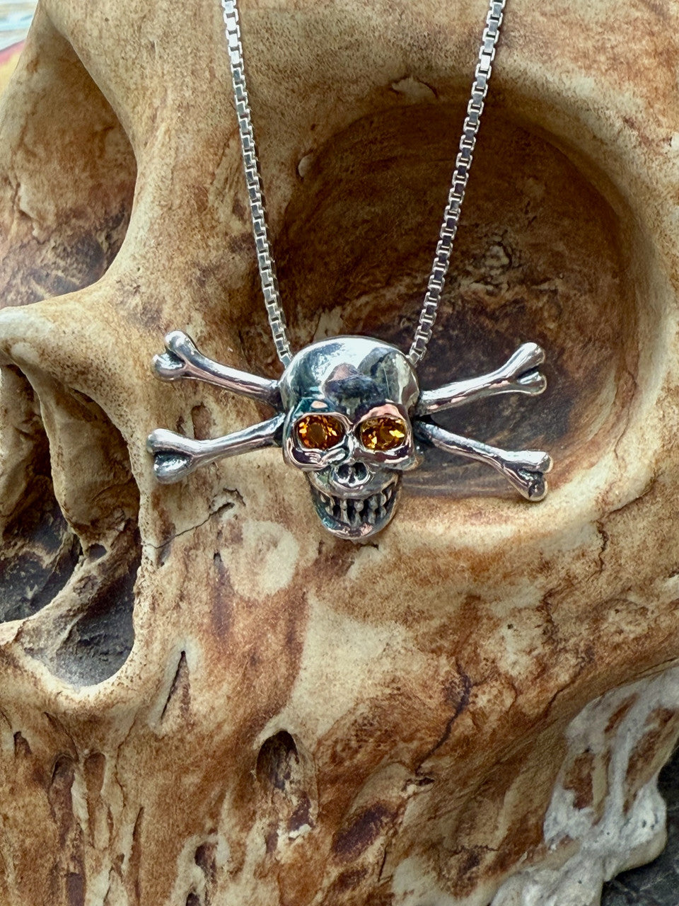 Medium Skull and Cross bone Pendant with citrine eyes - Silver