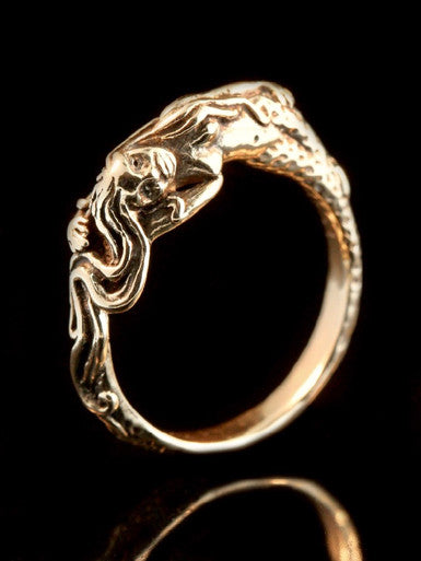 Mermaid's Dream Ring - 14K Gold