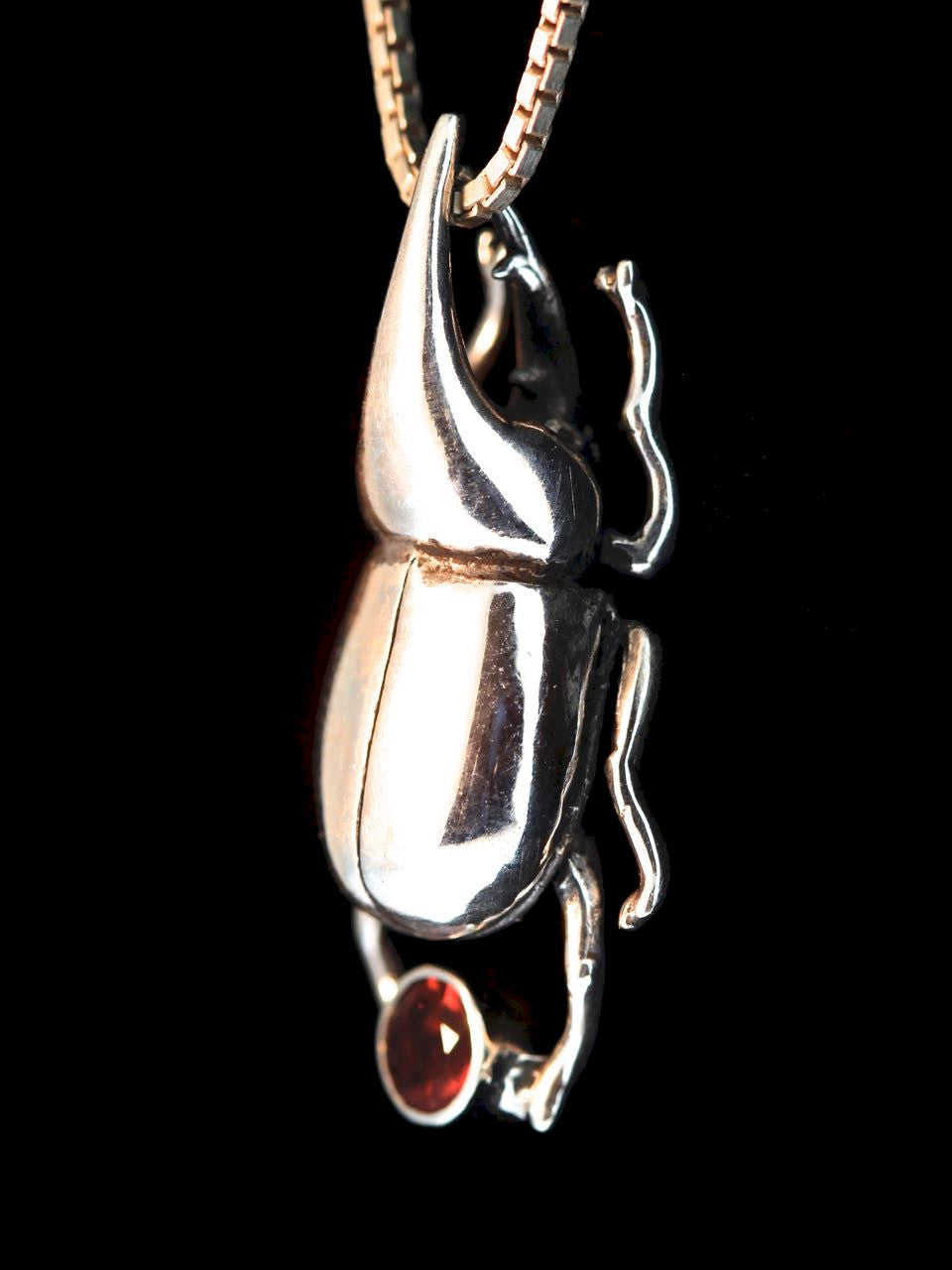 Rhinoceros Beetle with Mexican Fire Opal