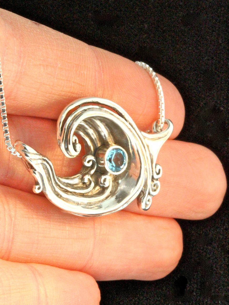 Rip Curl Wave Pendant with 5mm Gemstone - Silver