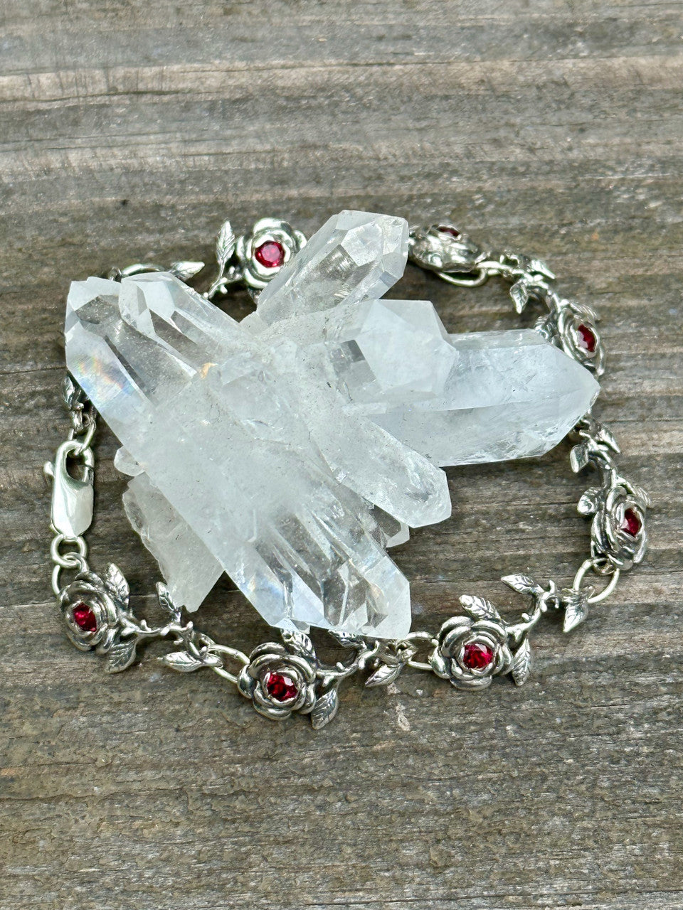 Rose Link Bracelet with Garnets - Silver