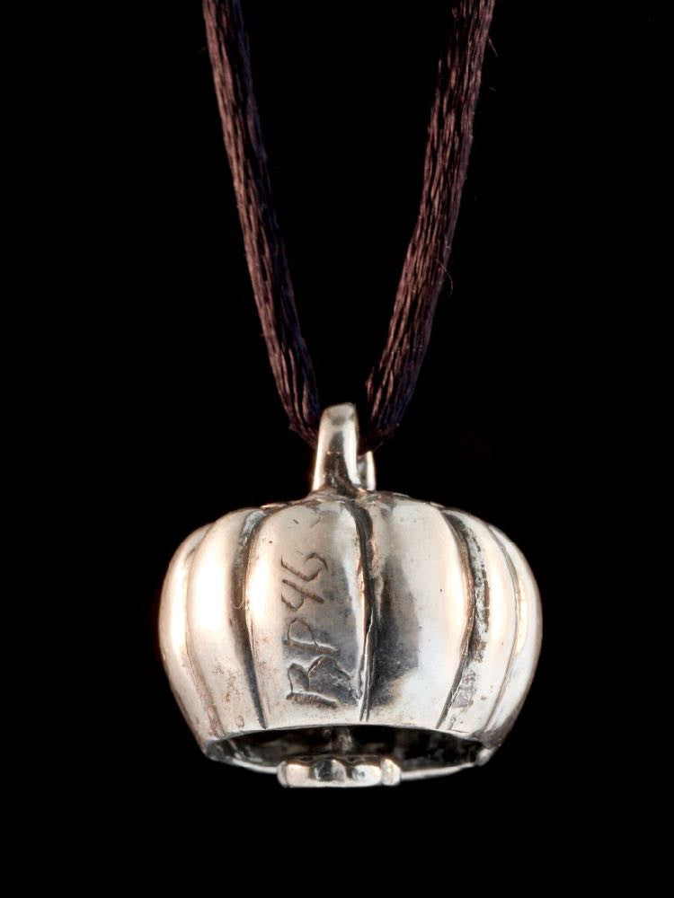 Jack-O'-Lantern Bell in Silver