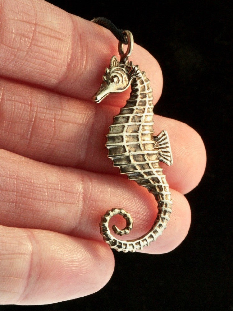 Seahorse Charm - Bronze