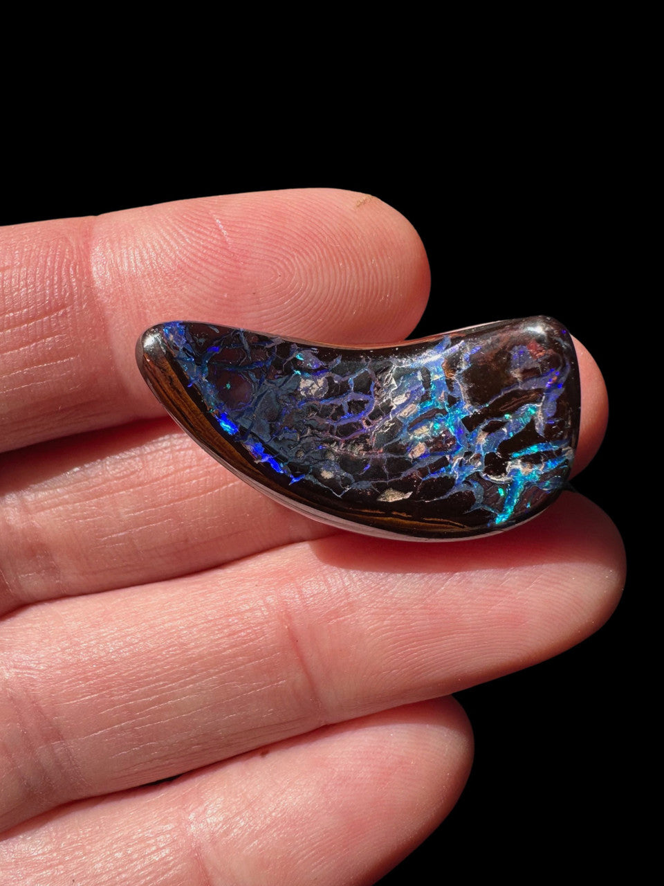 Shark's Fin - Australian Boulder Opal - 30.3 Cts