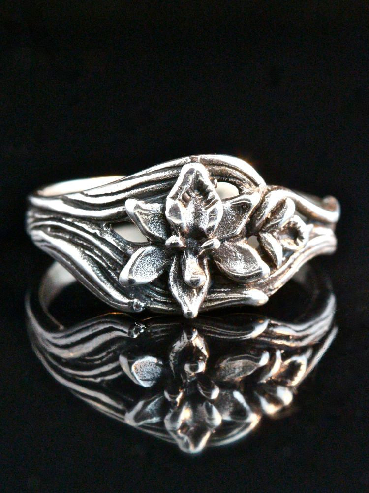 Orchid Ring - Silver