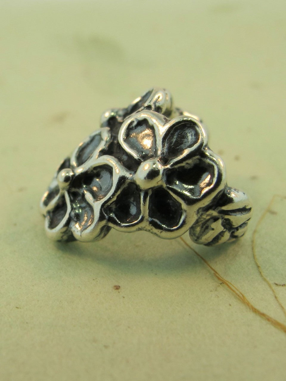 Daisy Love Ear Cuff - Sterling Silver