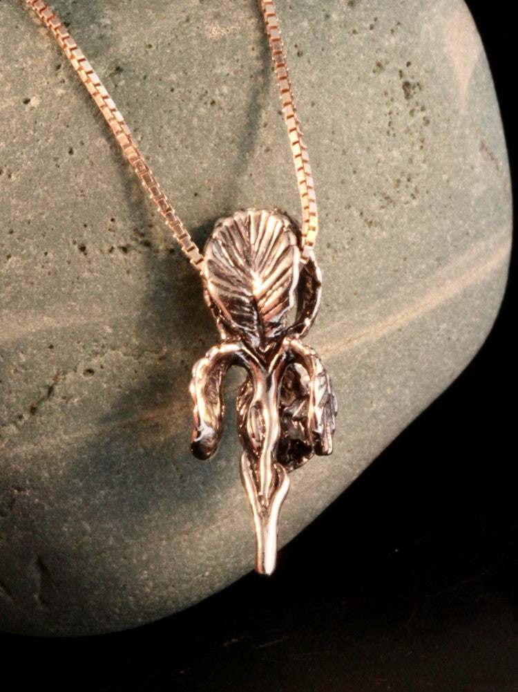 Iris Pendant - Silver