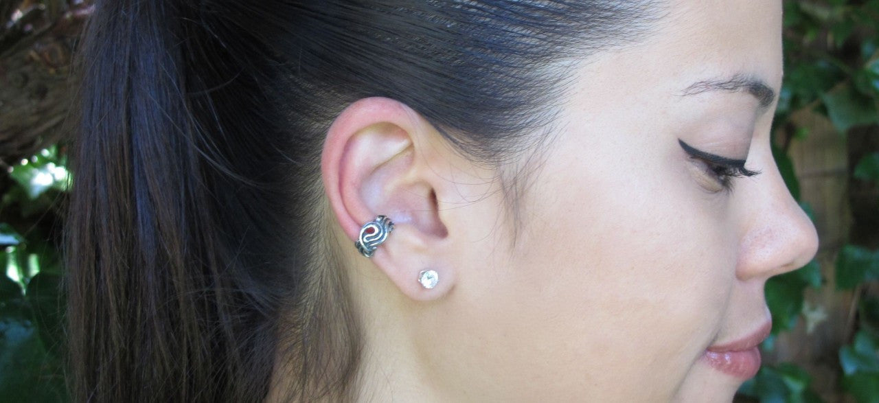 Nouveau Swirl Ear Cuff in Silver