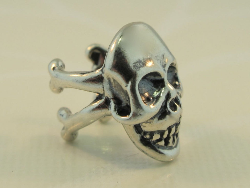 Skull Ear Cuff in Silver