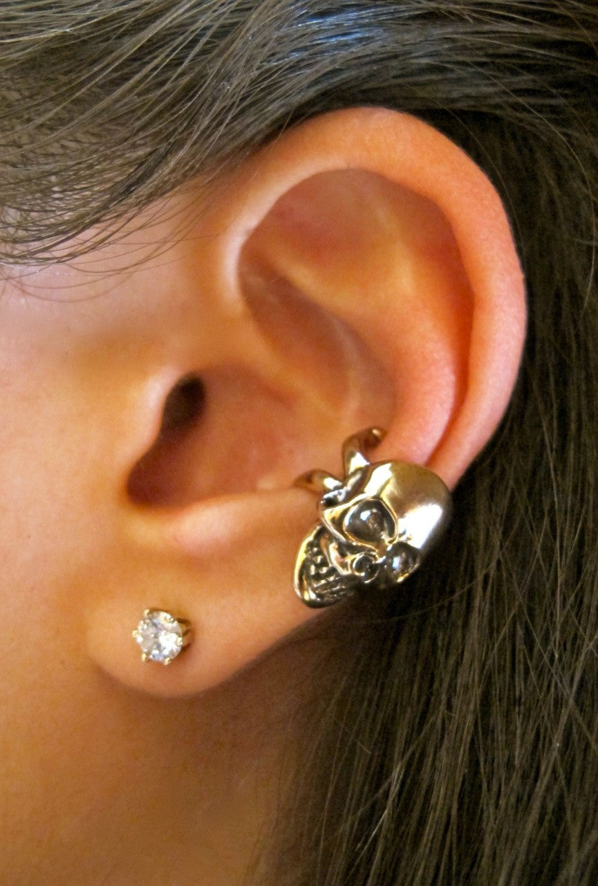 Skull Ear Cuff in Bronze