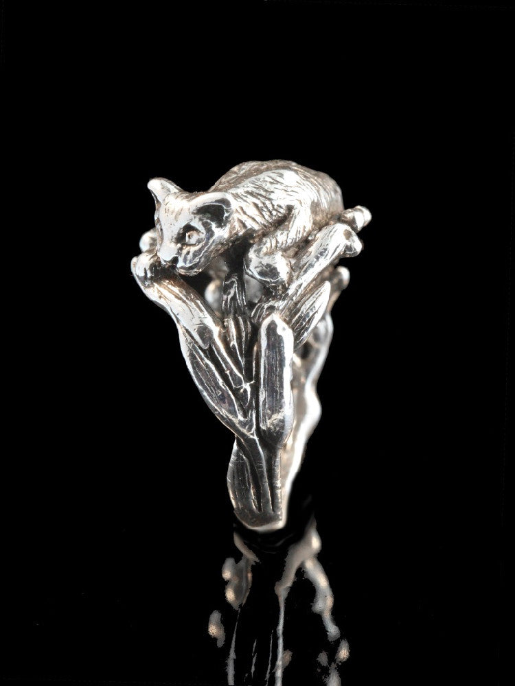 Sleeping Cat Ring in Silver