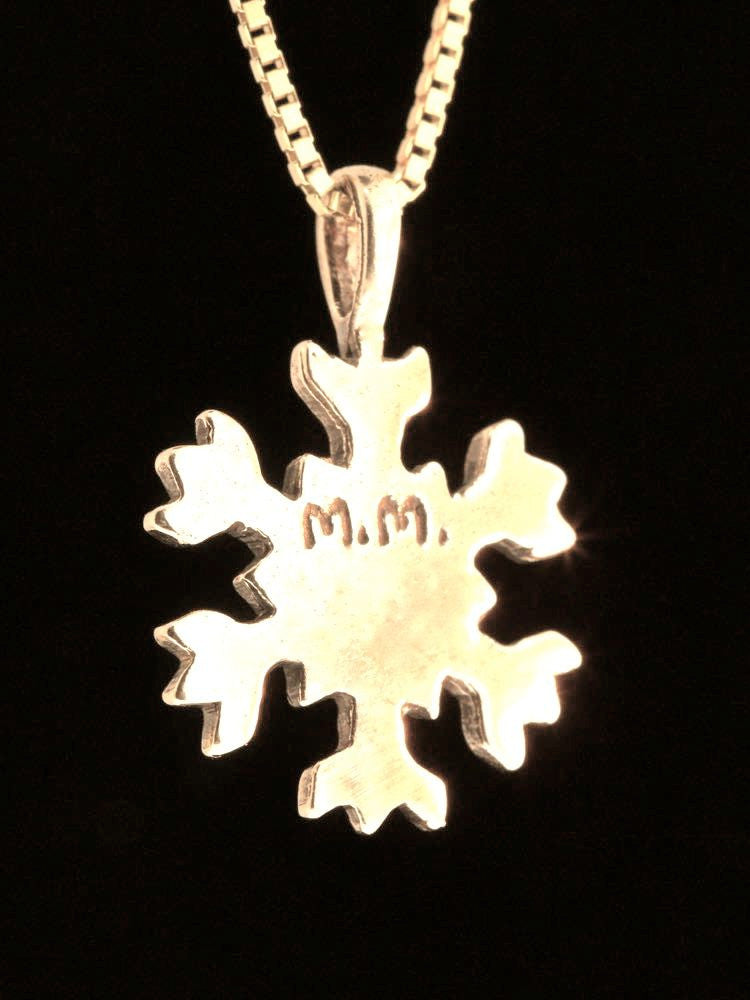 Pointed Snowflake Charm in 14k Gold