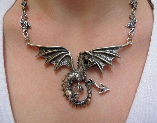 Spread Wing Dragon Neckpiece with Dragon Chain - Silver