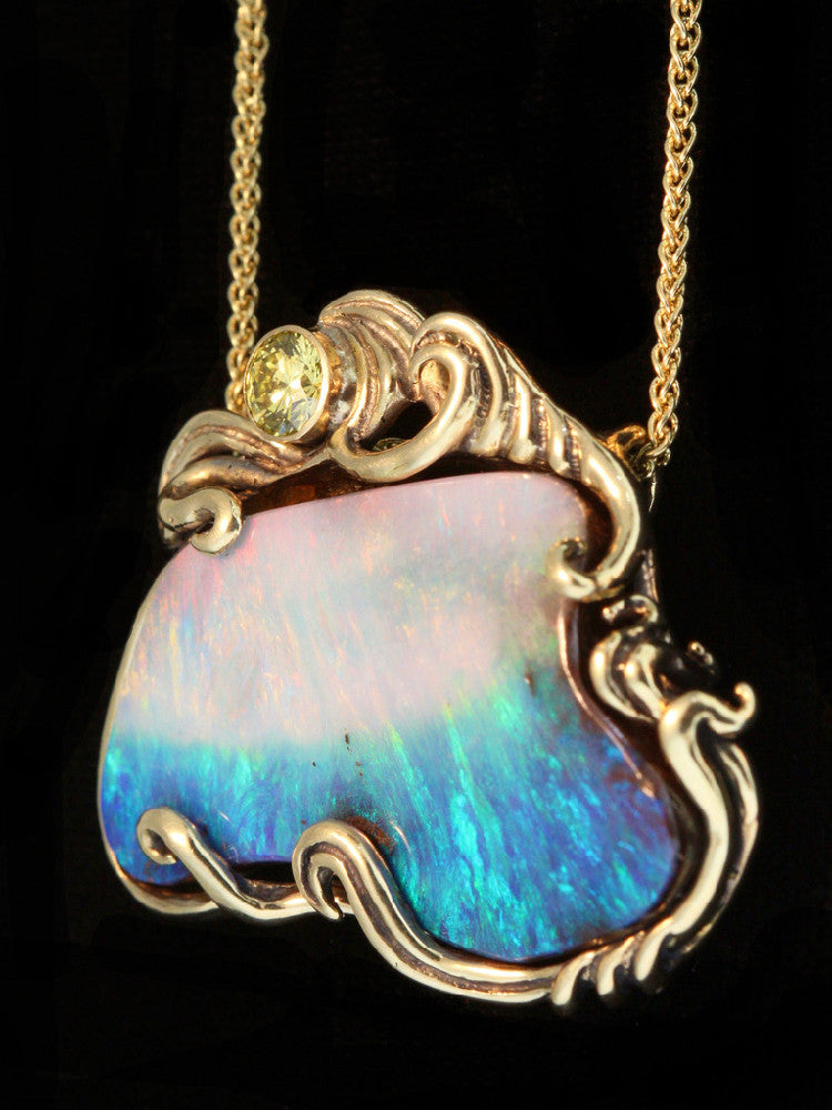 Sunset Tide in 18K Gold