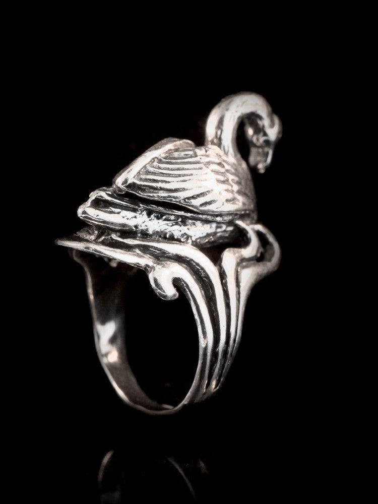 Swan Ring in Silver