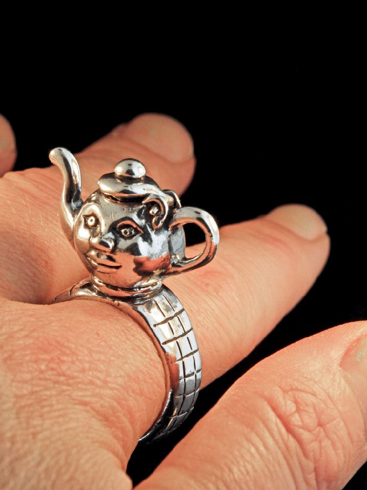 Teapot Ring in Silver