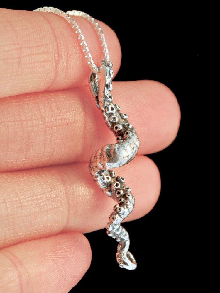 Tentacle Twist Charm in Silver
