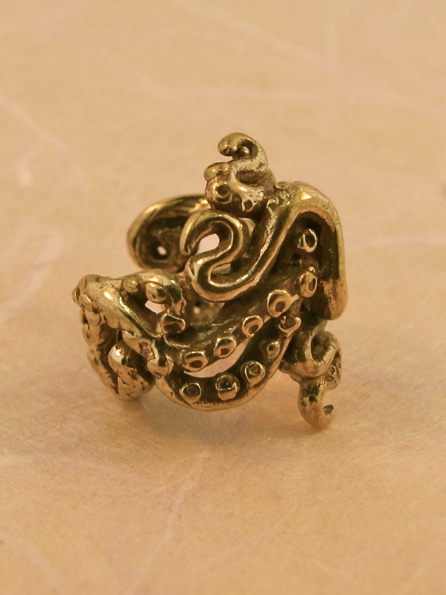 Octopus Tentacle Twist Ear Cuff - Bronze