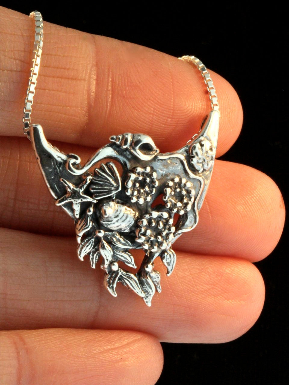 Atlantis Tide Pool Treasure Pendant - Silver