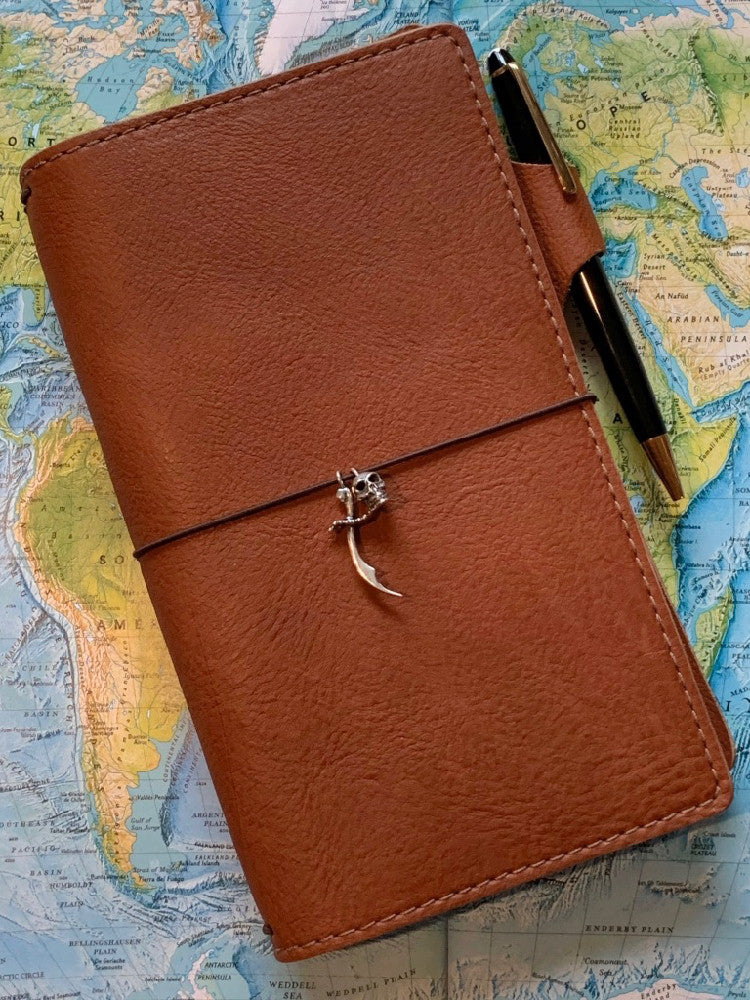 Skull and Scimitar Travelers Notebook Charms in Silver