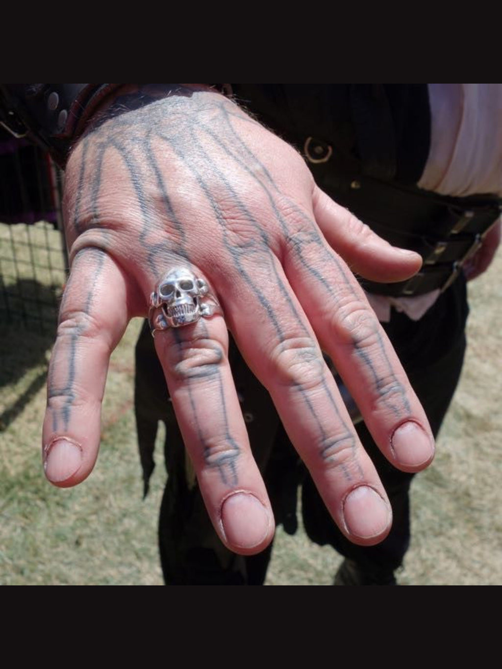 Large Skull and Crossbones Ring - Sterling Silver