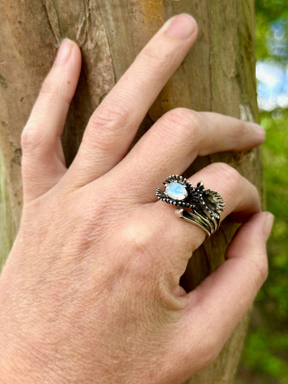 Venus Flytrap Ring with Rainbow Moonstone - Silver