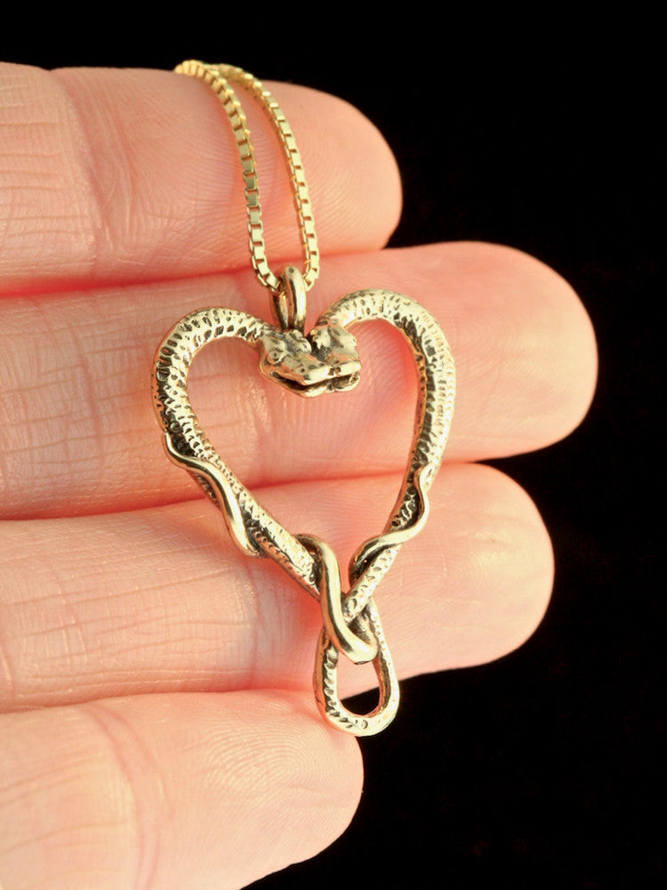 Viper Valentine Pendant in 14K Gold