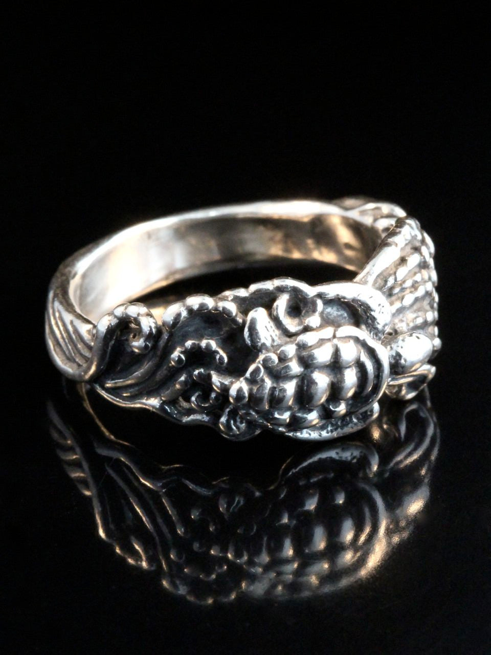 Wave Rider Turtle Ring - Silver