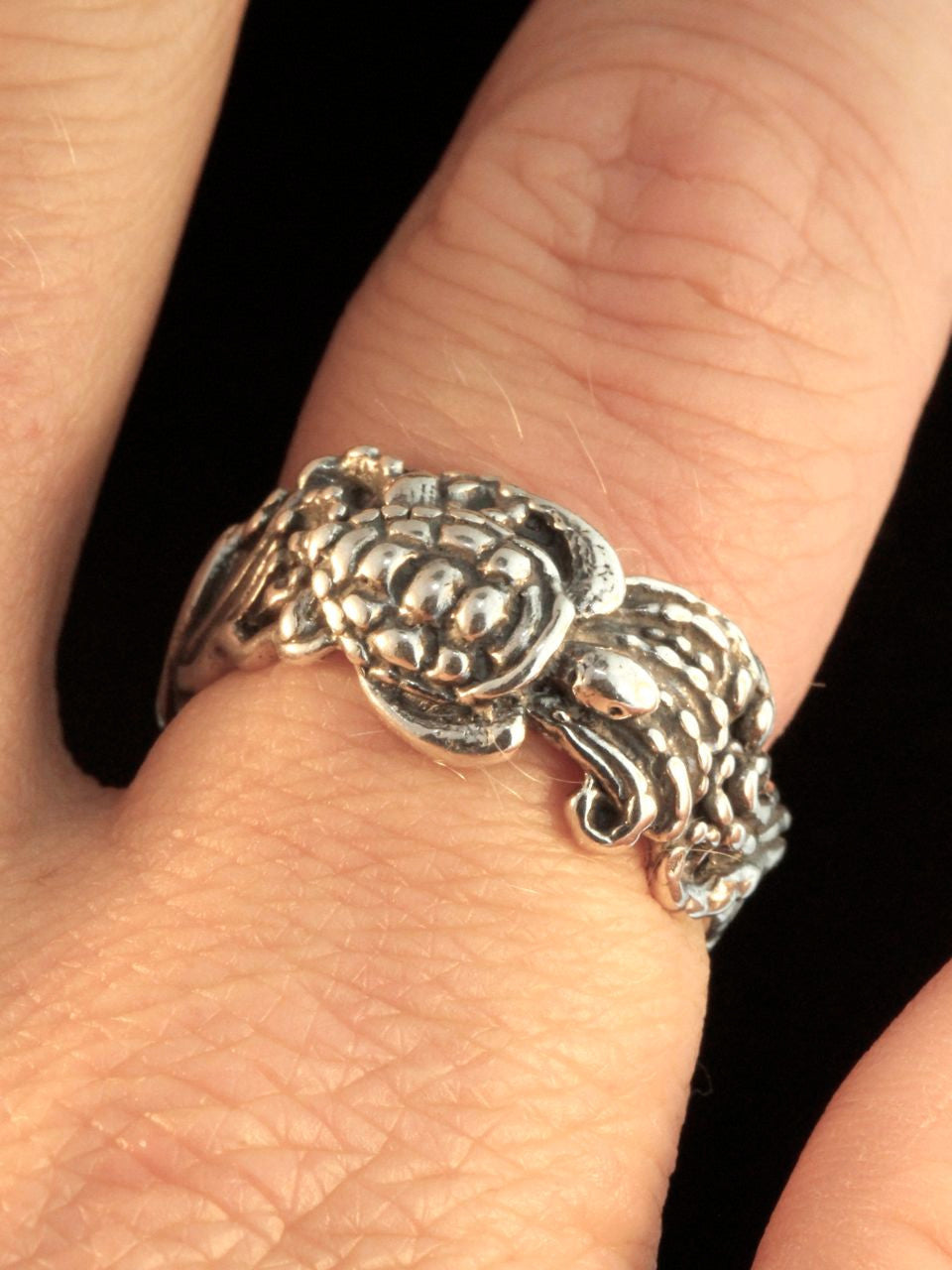 Wave Rider Turtle Ring - Silver