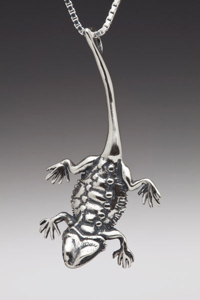 Bearded Dragon Lizard Charm in Silver