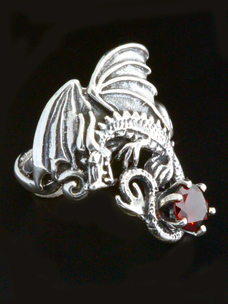 Magic Dragon Ring with Garnet - Silver