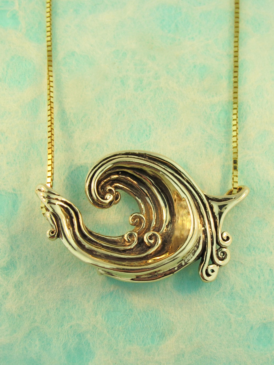 Solid 14k Gold Rip Curl Wave Pendant