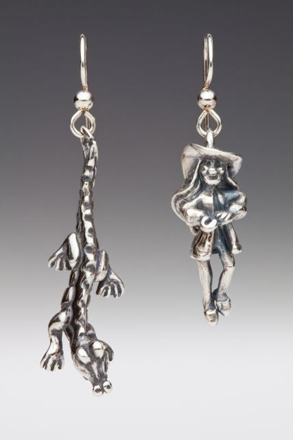 Classic Peter Pan - Captain Hook & Crocodile Earring Set - Silver