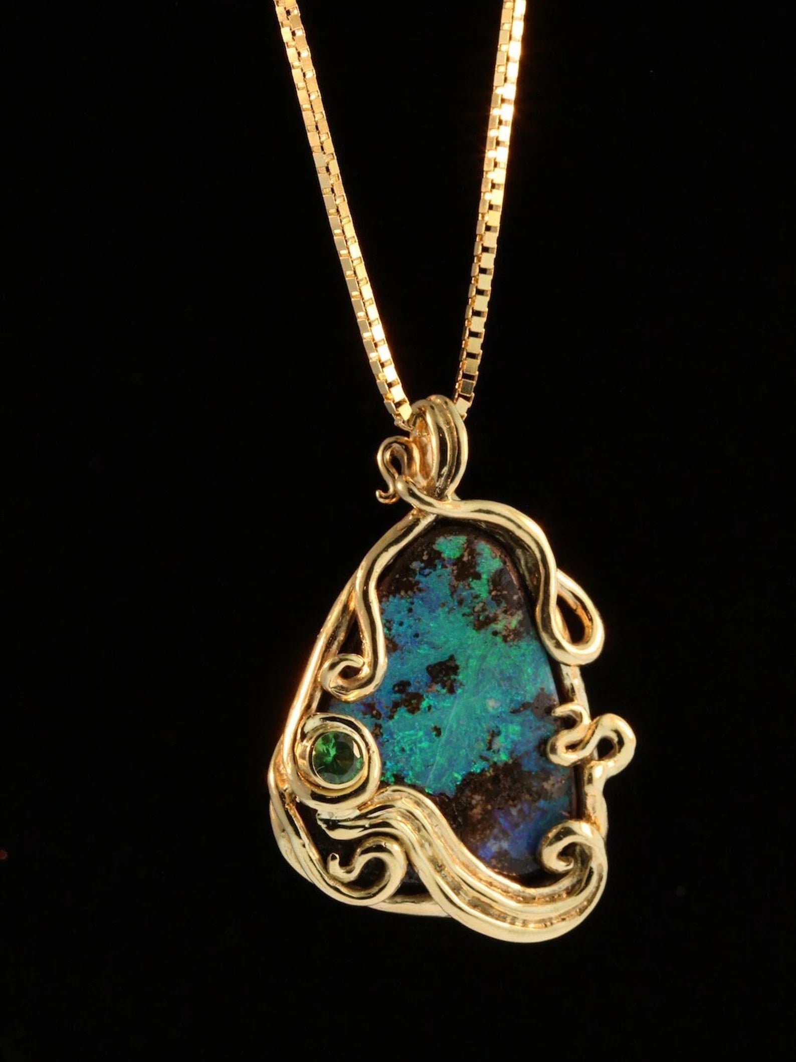 Bermuda Bliss Australian Opal Pendant - 18K gold