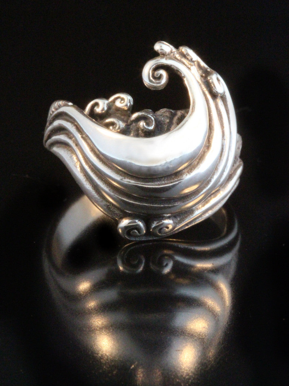 Mavericks Wave Ring - Silver