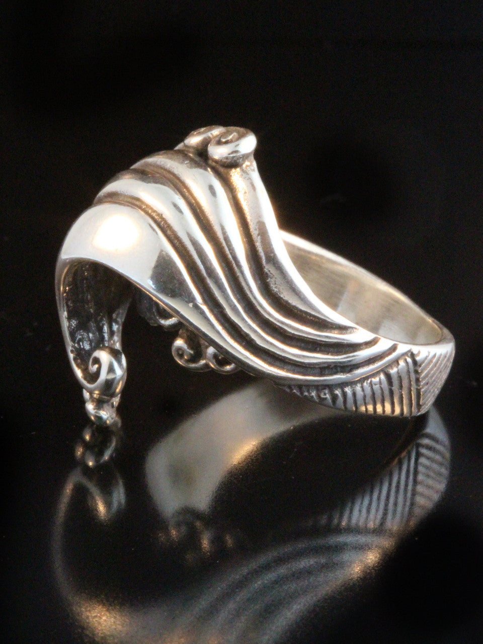 Mavericks Wave Ring - Silver