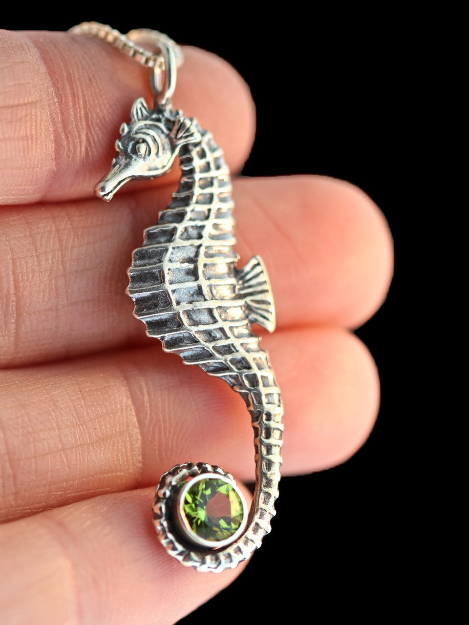 Seahorse With Peridot